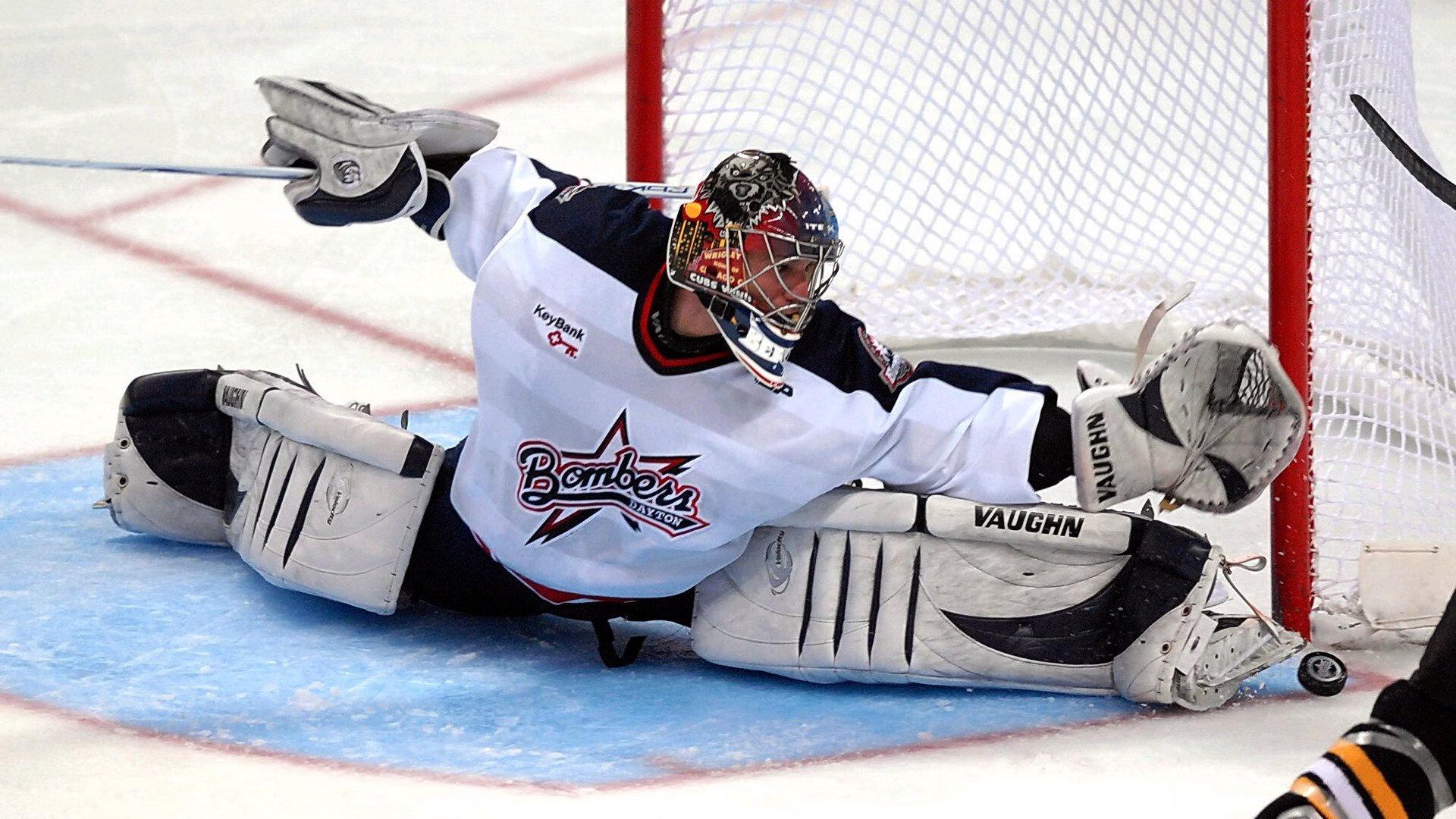 球迷中圈惊天吊射破门中门 独揽百万大奖创纪录