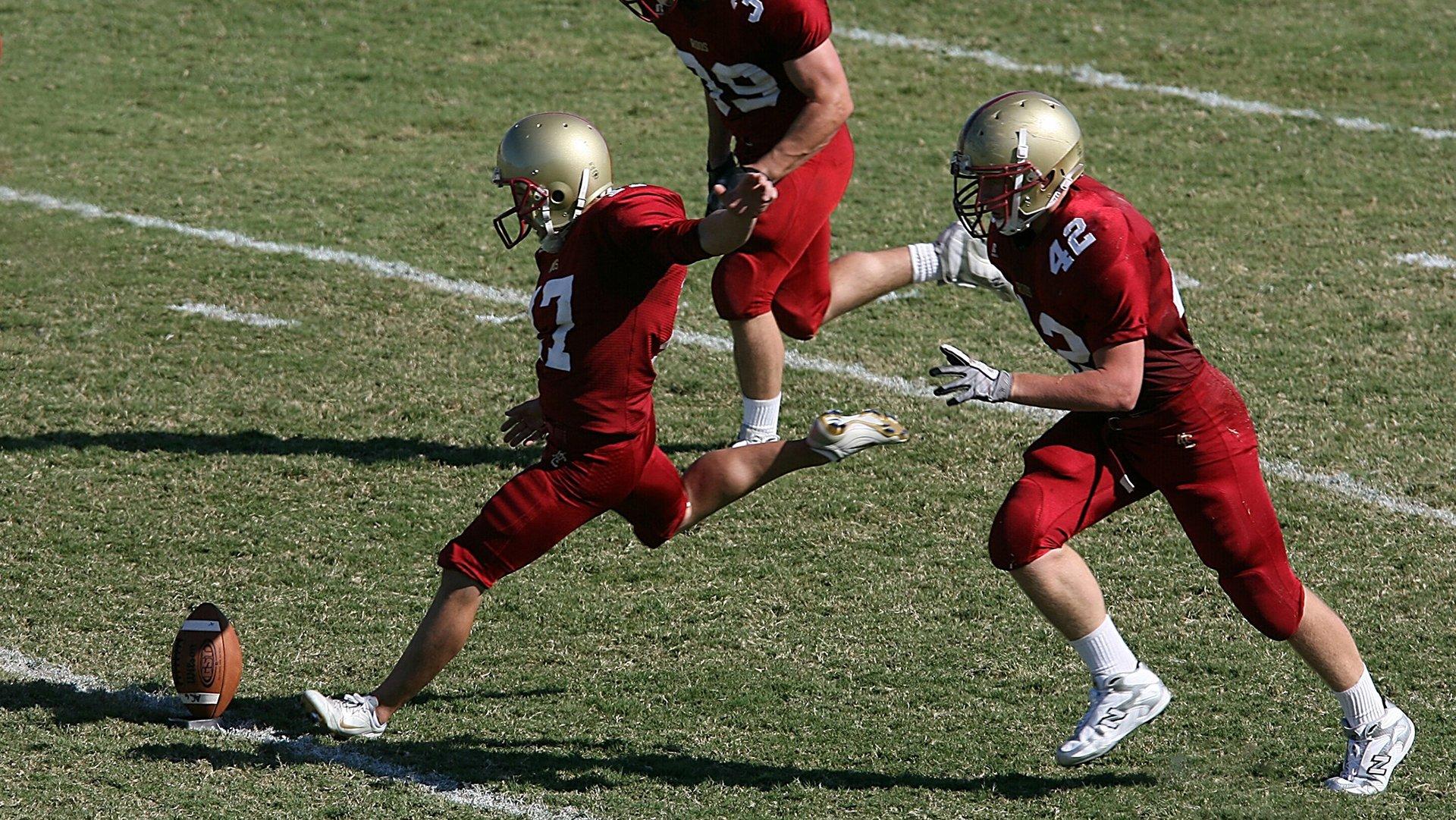 马德兴，违规闹剧频发拷问行业责任心 中国足球亟待重拾专业根基